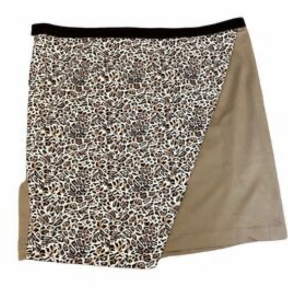Waist 24”length 24” real pretty skirt camel with animal print cool cross design - Picture 3 of 7